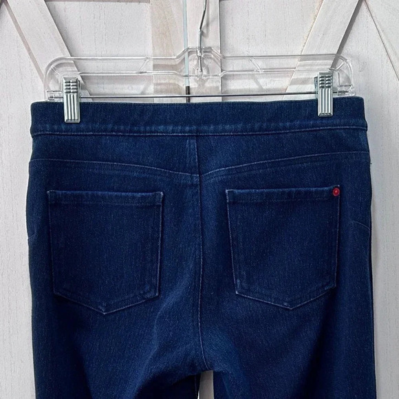 Spanx Ready-to-Wow! Denim Leggings in Dark Blue Wash - Picture 8 of 10